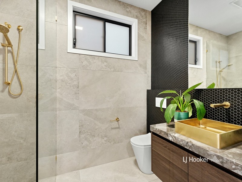 73 Davrod Street, Robertson QLD 4109