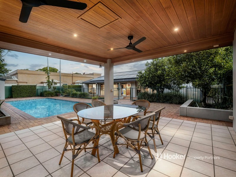 33 Davrod Street, Robertson QLD 4109