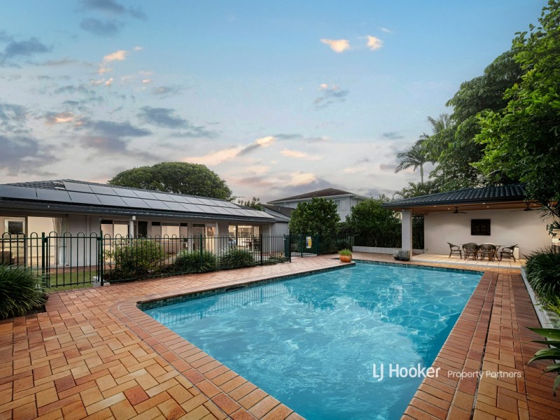 33 Davrod Street, Robertson QLD 4109