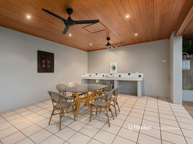 33 Davrod Street, Robertson QLD 4109