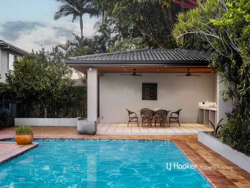 33 Davrod Street, Robertson QLD 4109