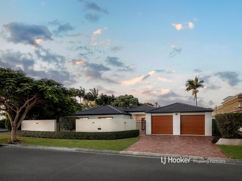 33 Davrod Street, Robertson QLD 4109