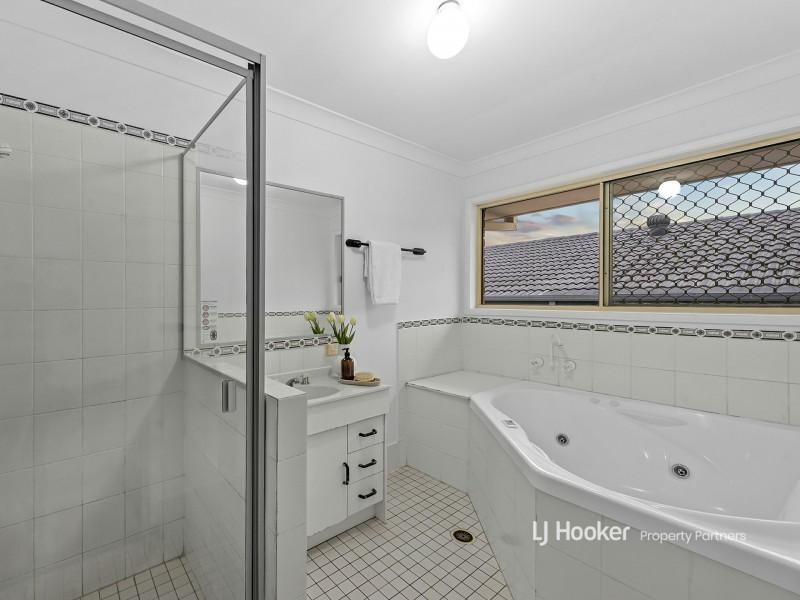 205 Ham Road, Wishart QLD 4122