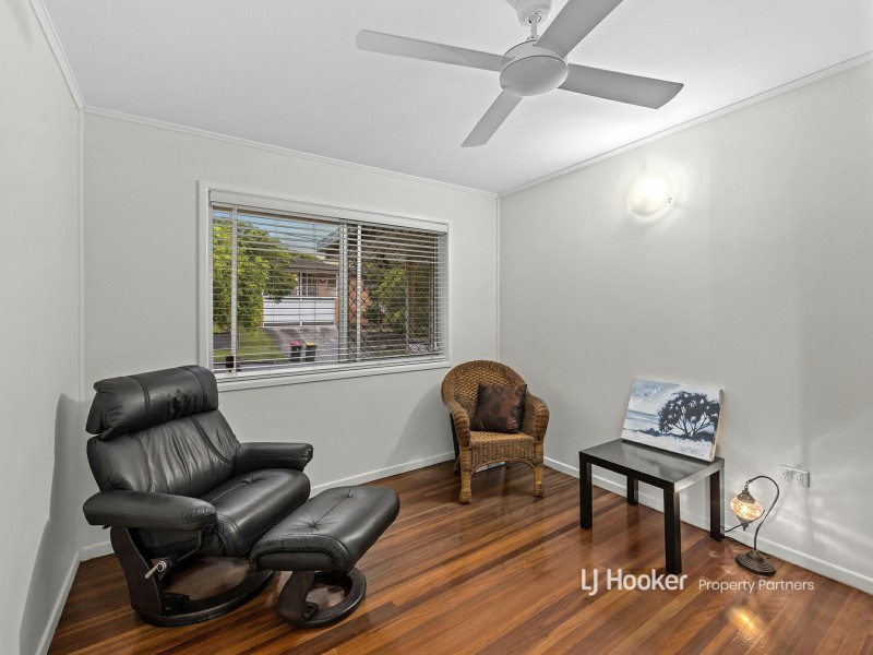 19 Danina Street, Mansfield QLD 4122