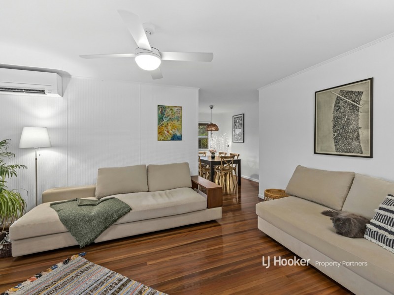 19 Danina Street, Mansfield QLD 4122