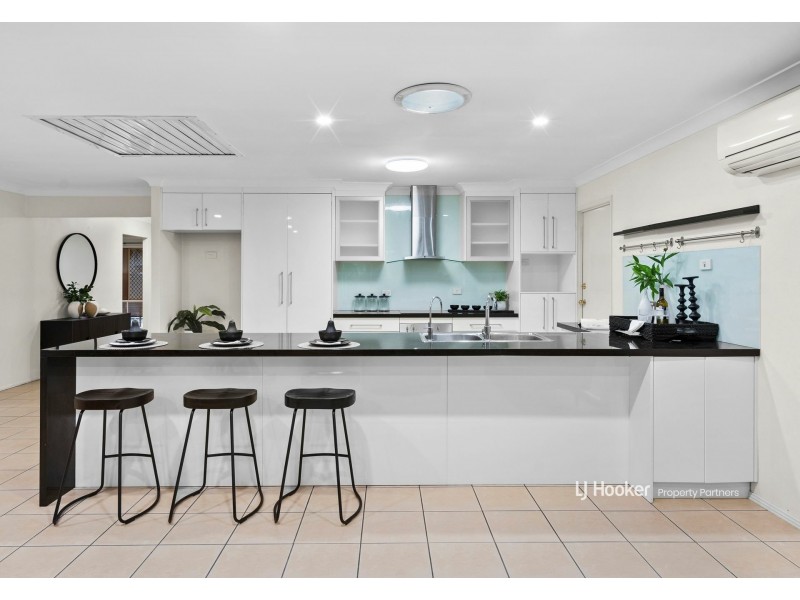 56 Gibraltar Circuit, Parkinson QLD 4115