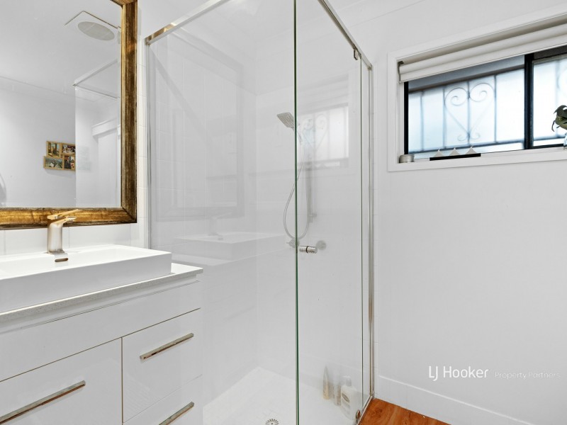 45 Faringdon Street, Robertson QLD 4109