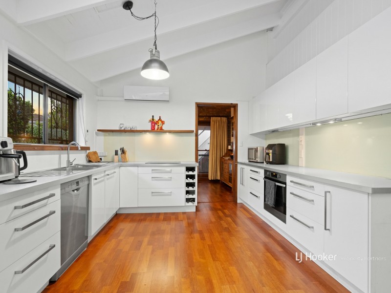 45 Faringdon Street, Robertson QLD 4109