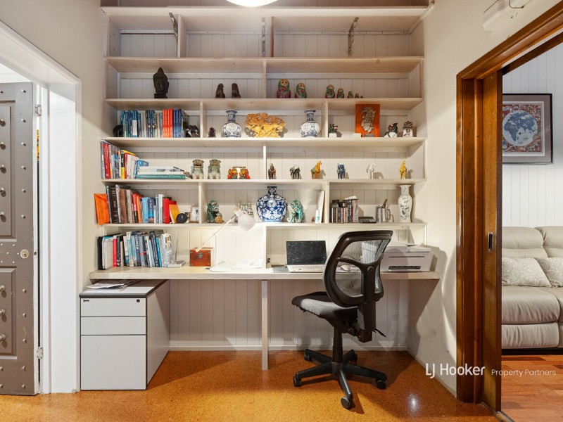 45 Faringdon Street, Robertson QLD 4109