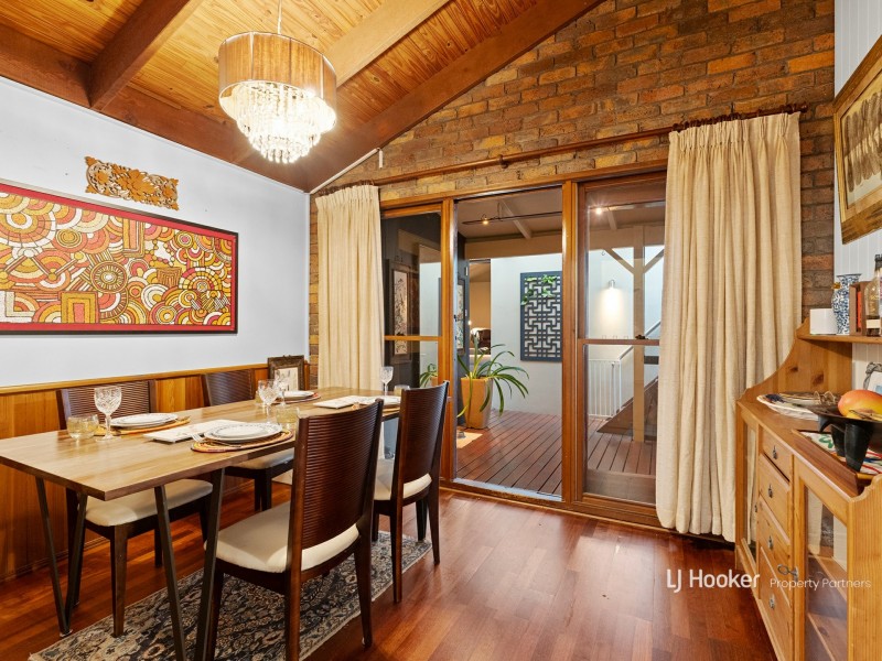 45 Faringdon Street, Robertson QLD 4109