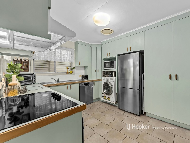 7 Mirang Street, Mansfield QLD 4122