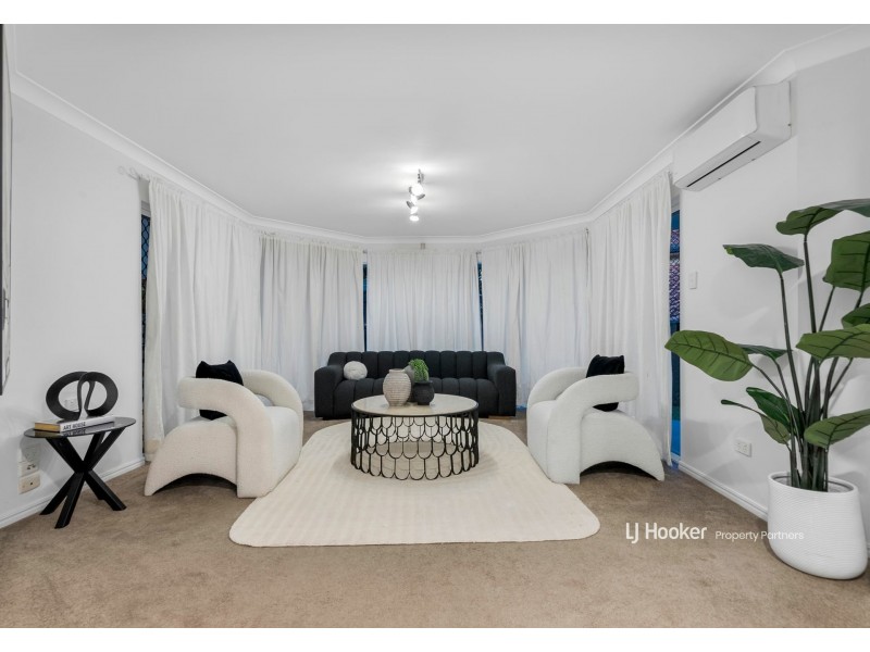 3 Trafalgar Close, Stretton QLD 4116