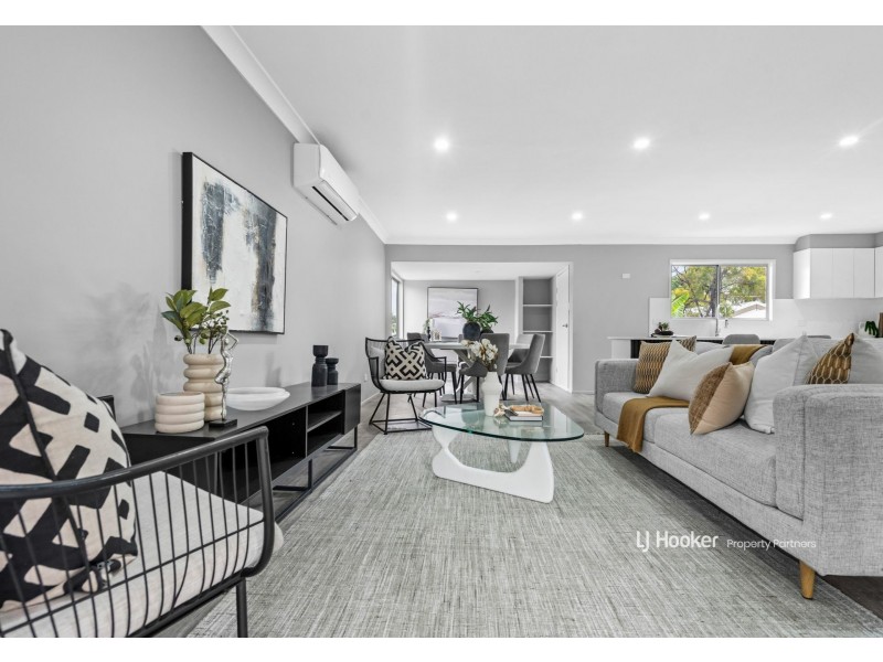 19 Mikaga Court, Woodridge QLD 4114