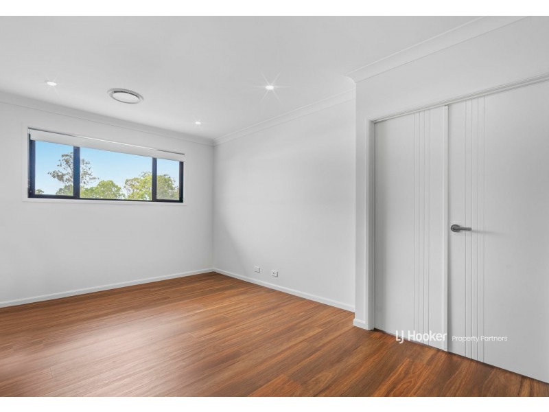 10 Loupos Street, Pallara QLD 4110