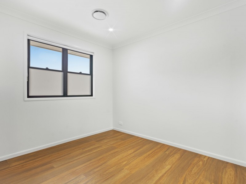 10 Loupos Street, Pallara QLD 4110