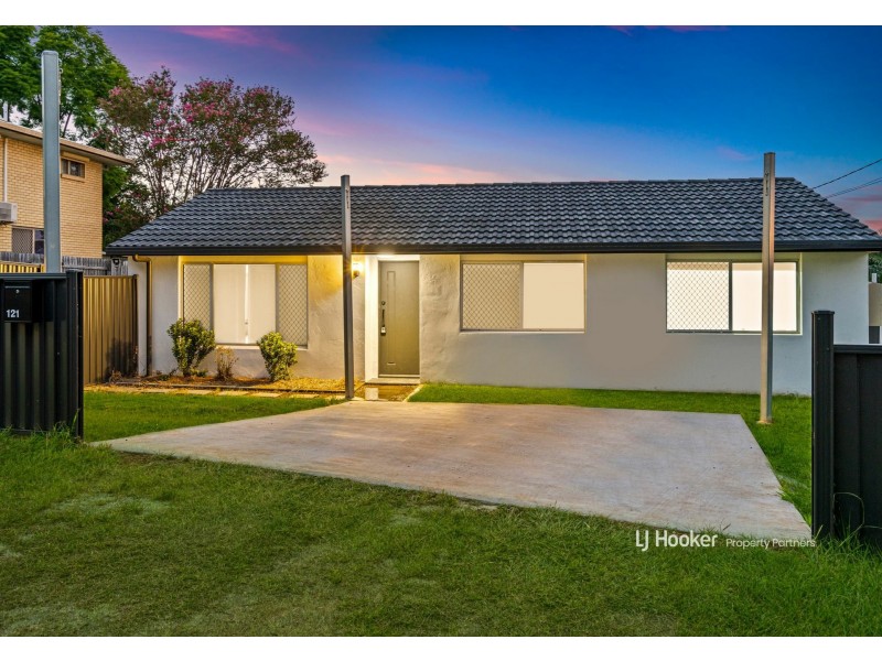121 Aquarius Drive, Kingston QLD 4114