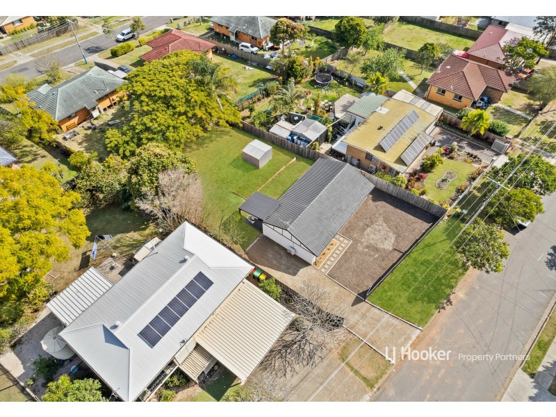 121 Aquarius Drive, Kingston QLD 4114