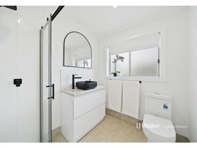 121 Aquarius Drive, Kingston QLD 4114