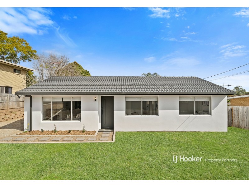 121 Aquarius Drive, Kingston QLD 4114