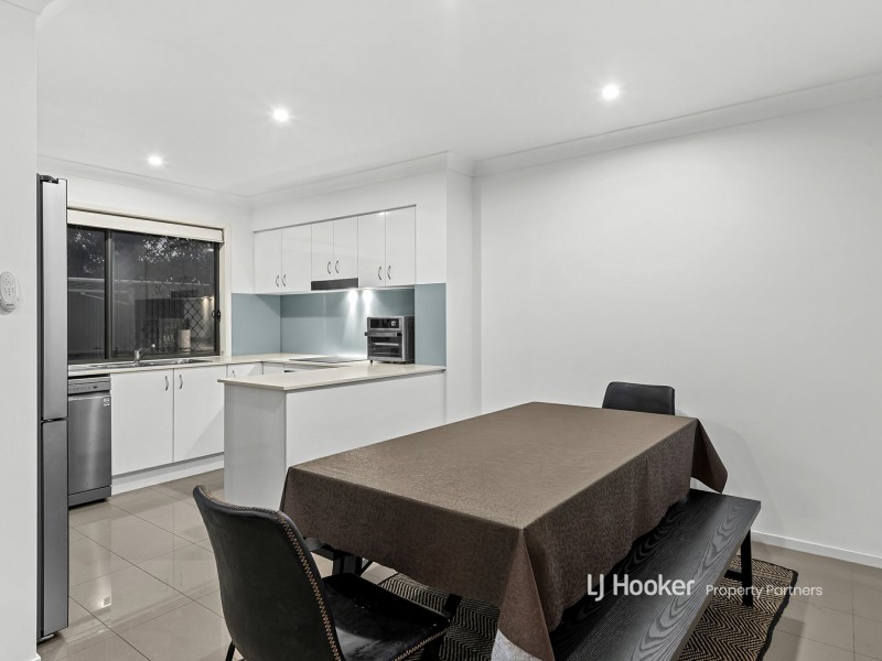 18/30 Girraween Crescent, Parkinson QLD 4115