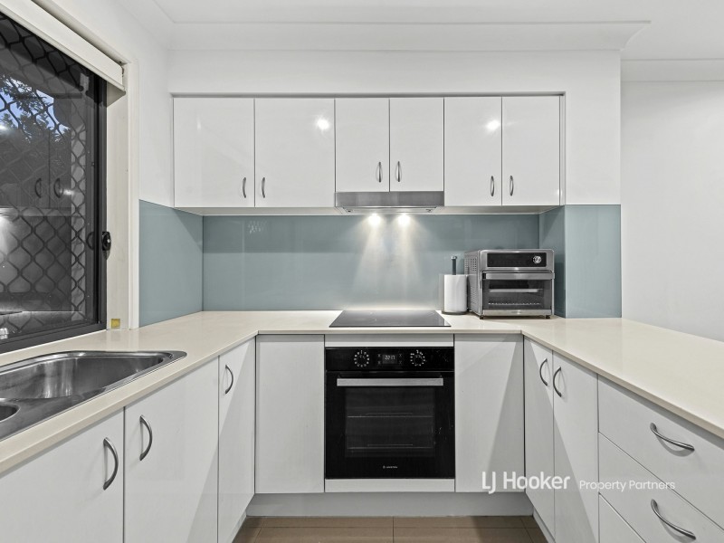 18/30 Girraween Crescent, Parkinson QLD 4115