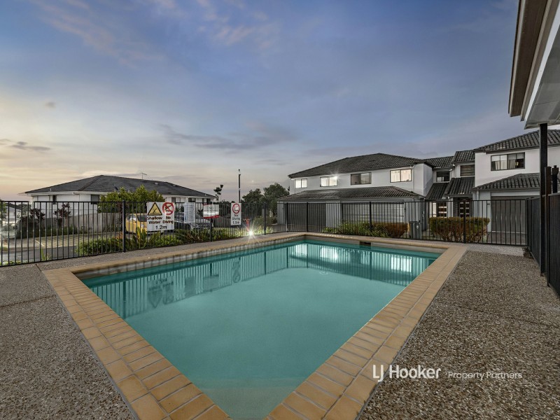 18/30 Girraween Crescent, Parkinson QLD 4115