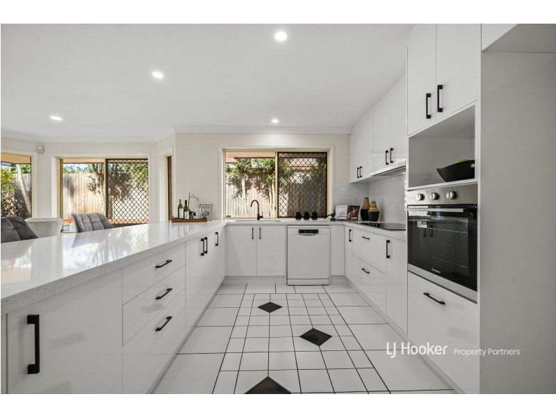 79 Grevillea Park Crescent, Calamvale QLD 4116