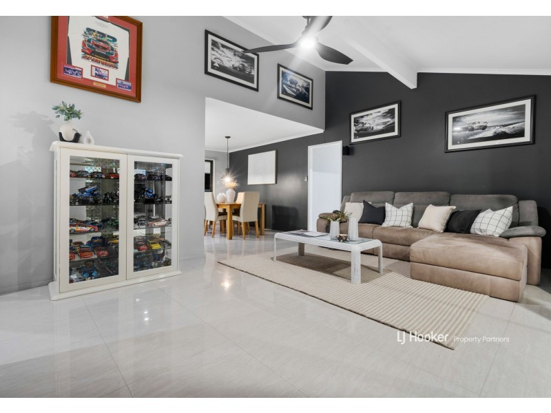 44 Coleman Crescent, Springwood QLD 4127