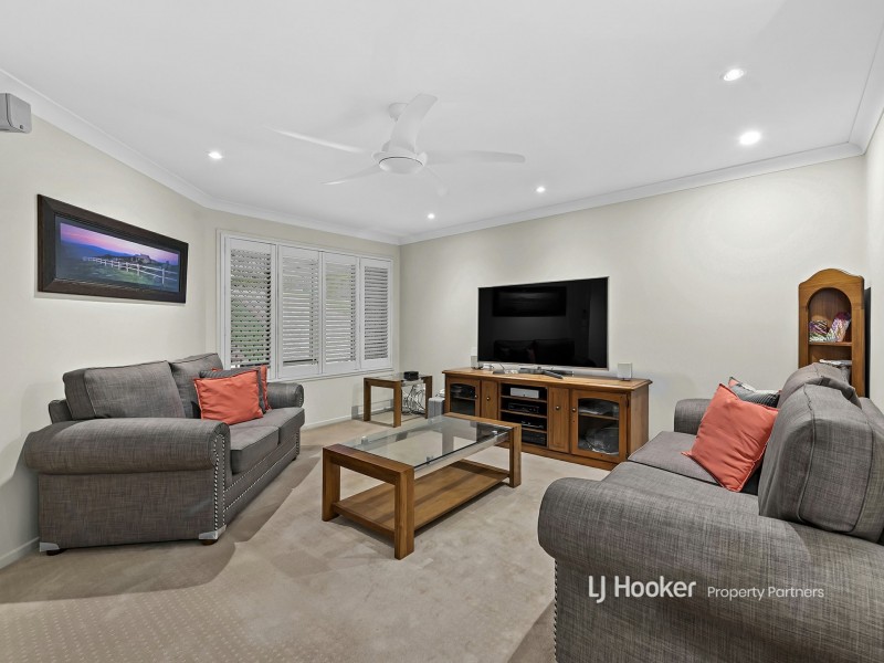 16 Andree Place, Wishart QLD 4122