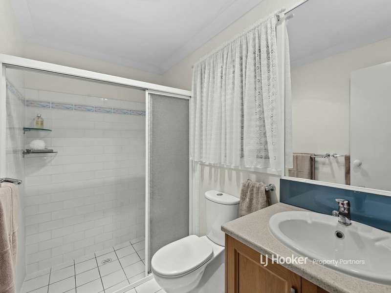 16 Andree Place, Wishart QLD 4122