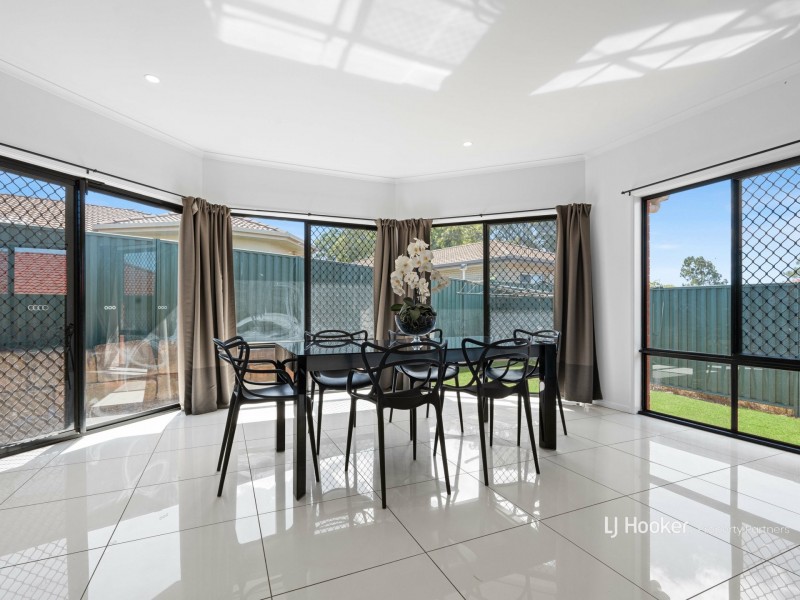 30 McGarry Street, Eight Mile Plains QLD 4113