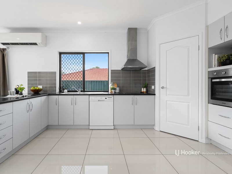 30 McGarry Street, Eight Mile Plains QLD 4113