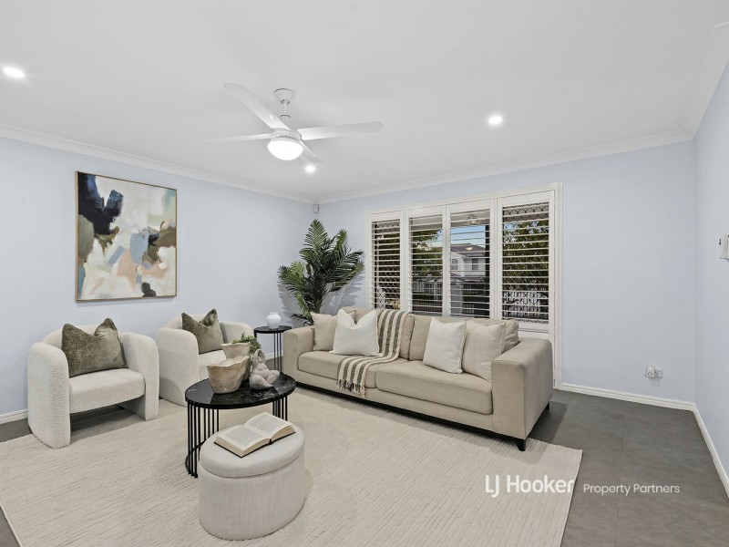 6 Carnation Crescent, Calamvale QLD 4116