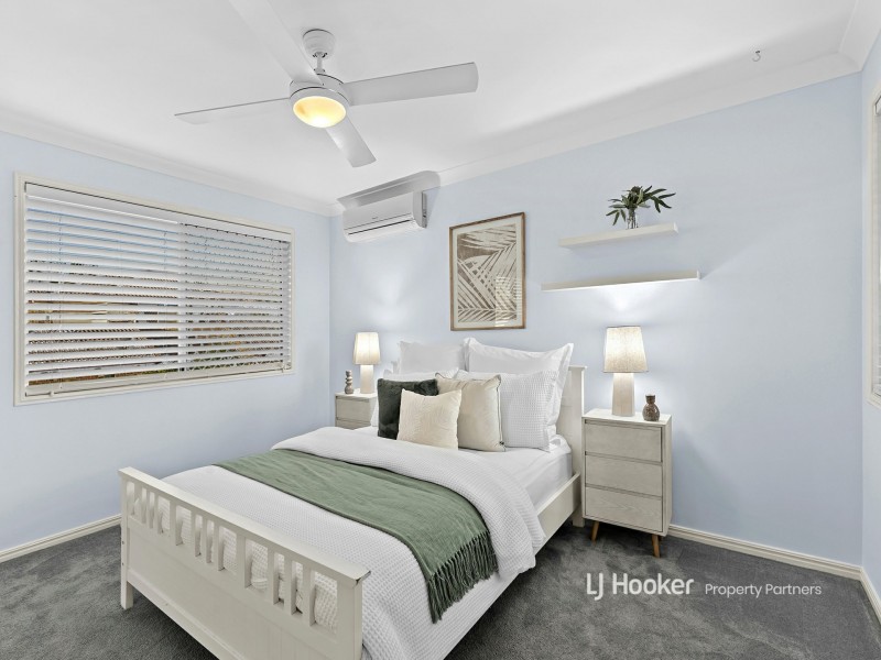 6 Carnation Crescent, Calamvale QLD 4116