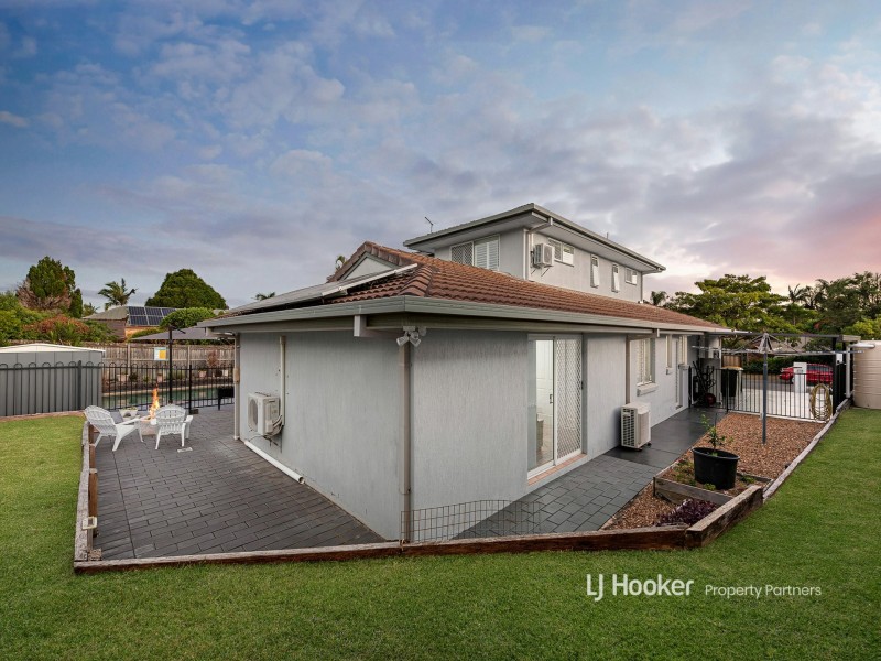 6 Carnation Crescent, Calamvale QLD 4116