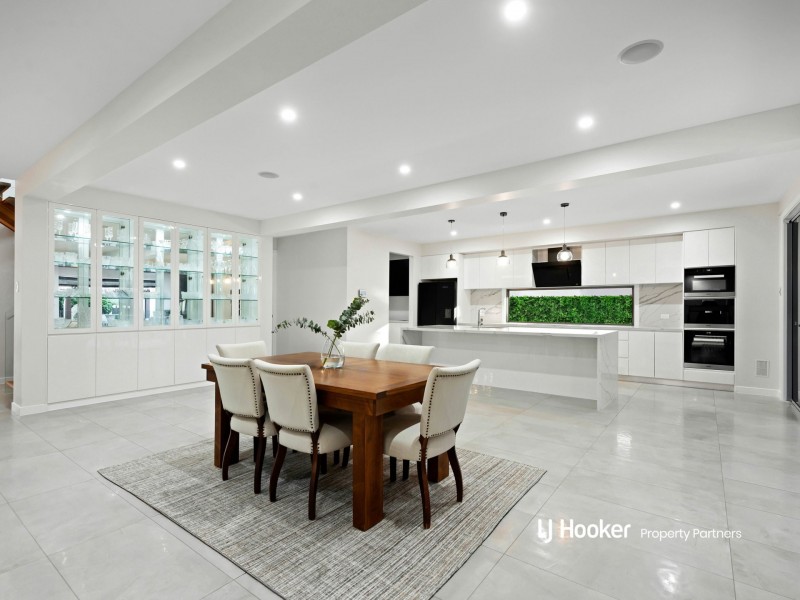 30 Elderbury Place, Stretton QLD 4116