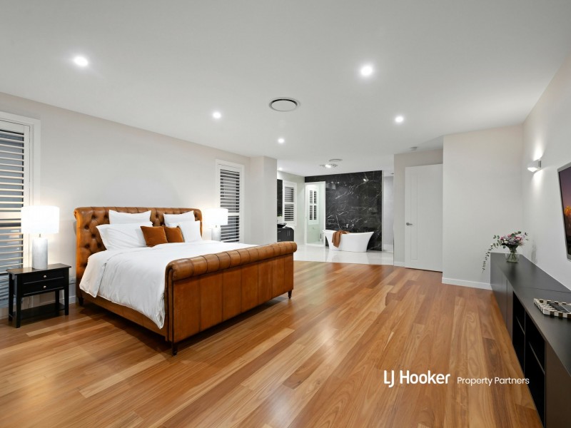 30 Elderbury Place, Stretton QLD 4116