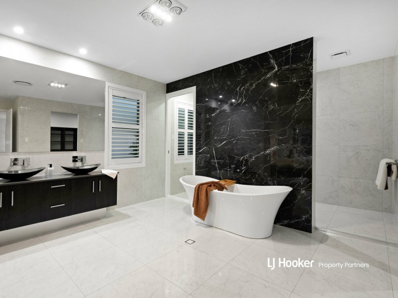 30 Elderbury Place, Stretton QLD 4116