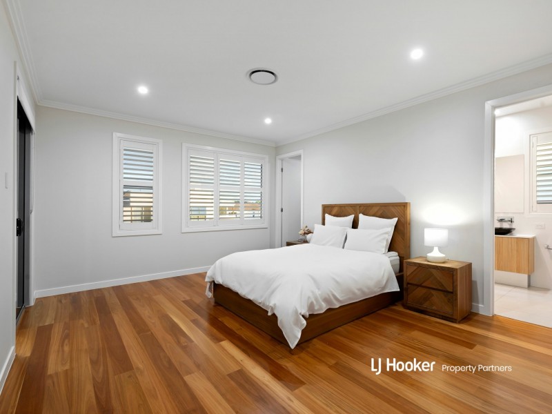 30 Elderbury Place, Stretton QLD 4116