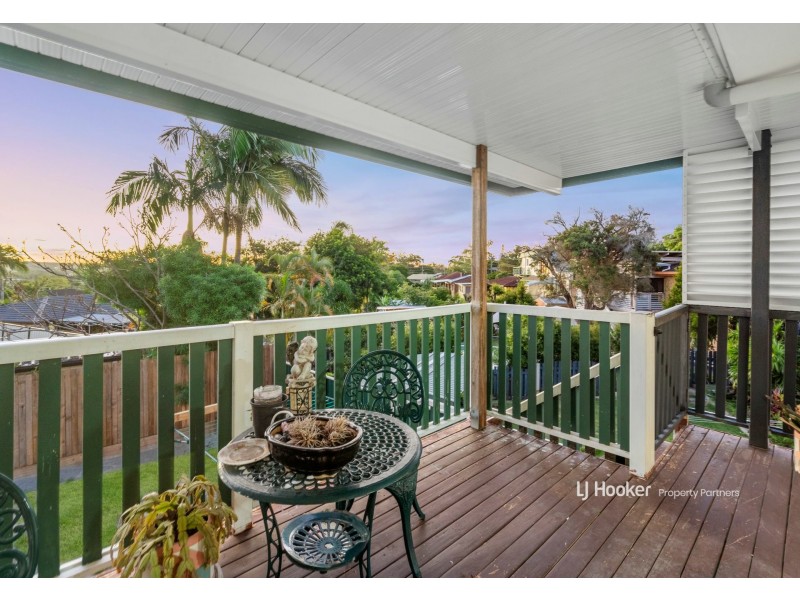 143 Springwood Road, Springwood QLD 4127