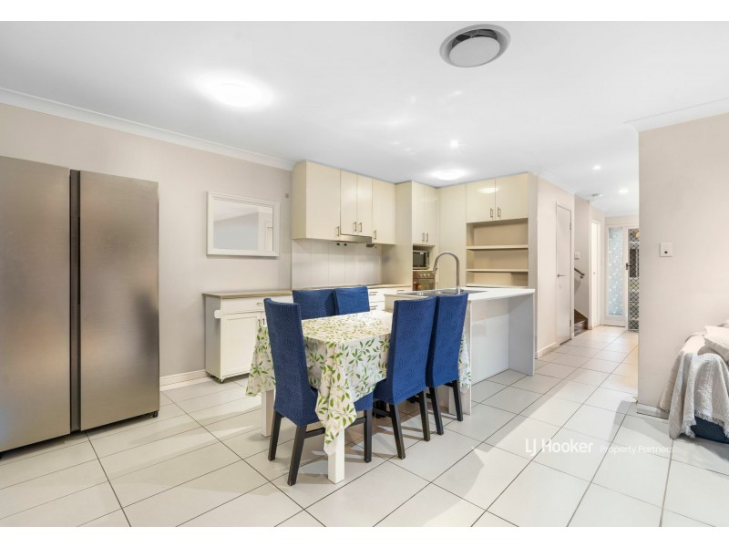 42/37 Slobodian Avenue, Eight Mile Plains QLD 4113