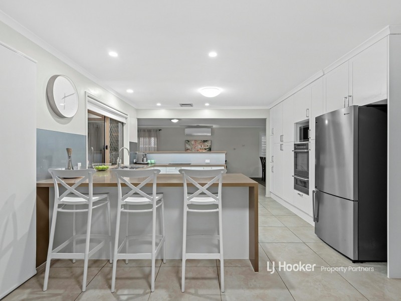 44 Mindona Street, Wishart QLD 4122