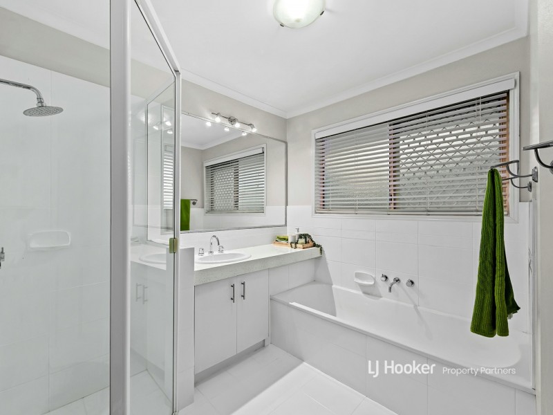 44 Mindona Street, Wishart QLD 4122