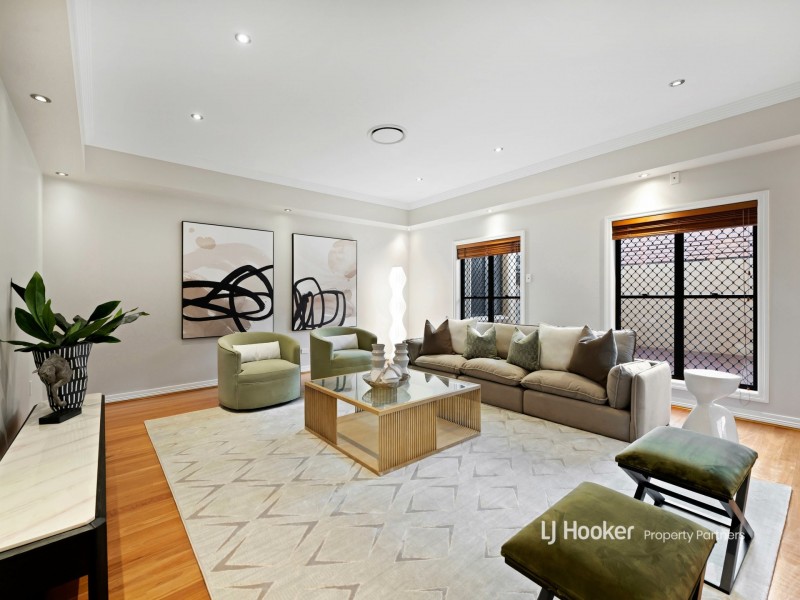 6 Skyline Court, Eight Mile Plains QLD 4113