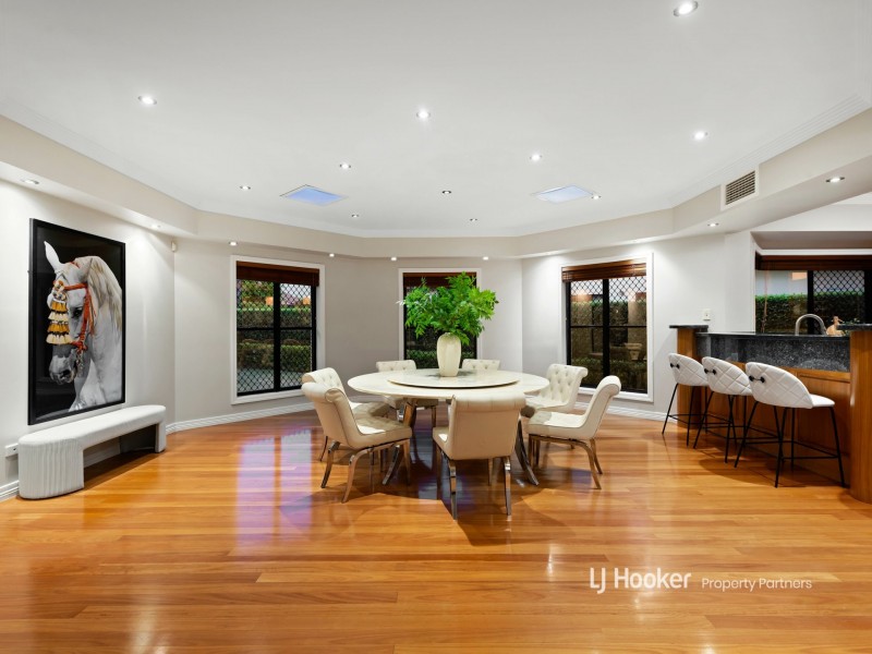 6 Skyline Court, Eight Mile Plains QLD 4113