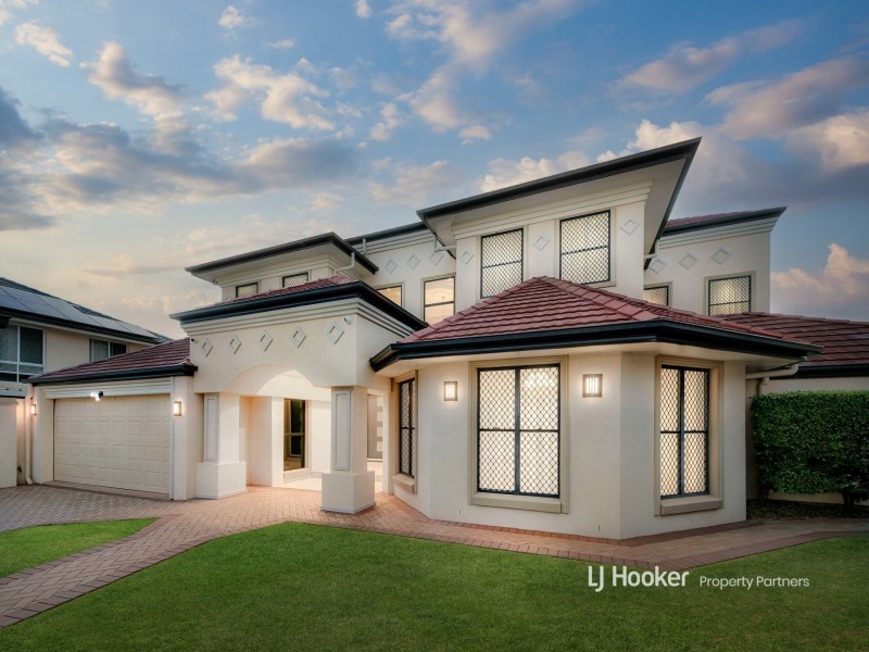 6 Skyline Court, Eight Mile Plains QLD 4113