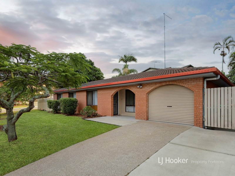 2 Knightsbridge Crescent, Rochedale South QLD 4123
