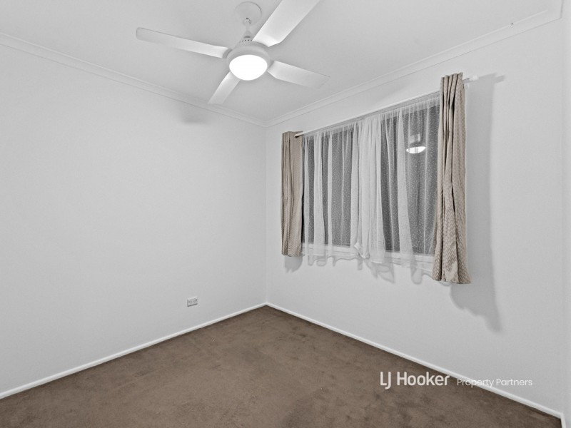 2 Knightsbridge Crescent, Rochedale South QLD 4123