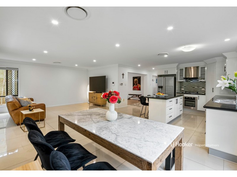 30 Harvey Place, Calamvale QLD 4116