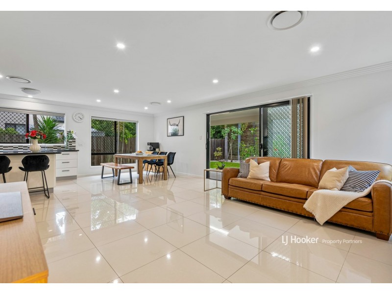 30 Harvey Place, Calamvale QLD 4116